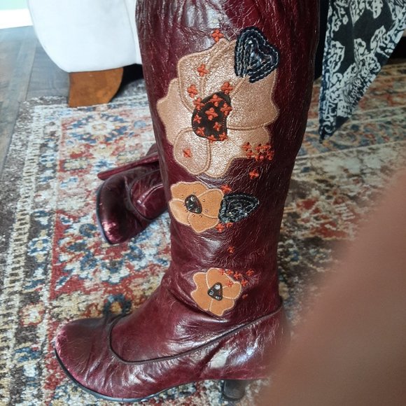 Uptown Leather Upper Balance Size 8 Leather tall boots - Picture 1 of 9